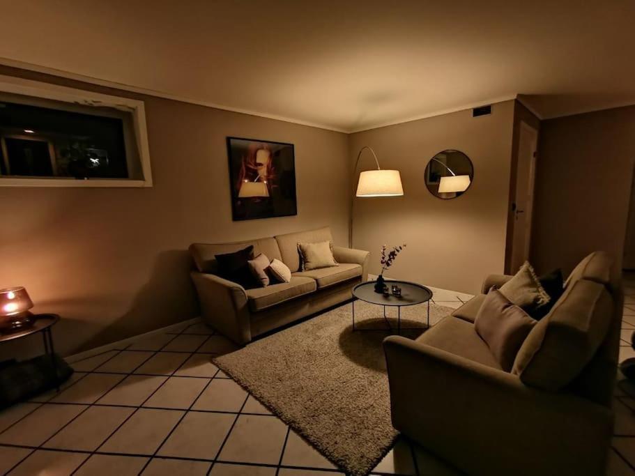Sentrumsnaer Leilighet Med 3 Soverom. Bergen Kültér fotó