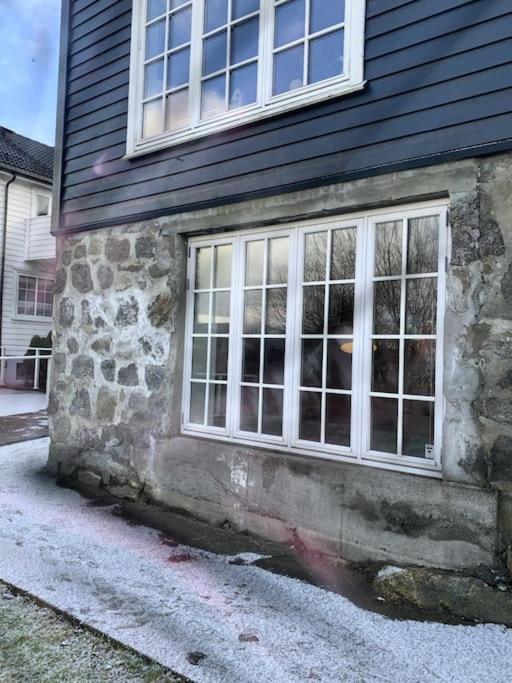 Sentrumsnaer Leilighet Med 3 Soverom. Bergen Kültér fotó